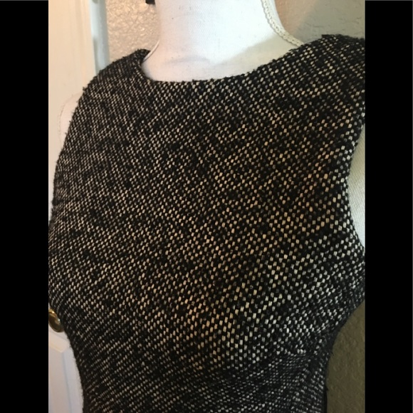 Michael Kors dress size 4 thick weave and lined - Picture 5 of 12